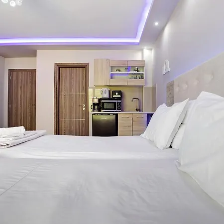 Dionysia S8 Apartment