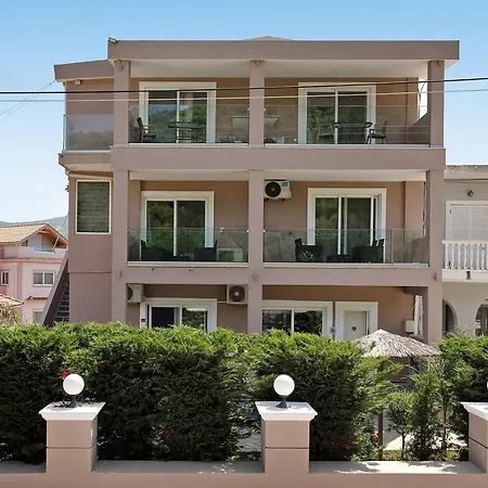 Apartment Dionysia S8